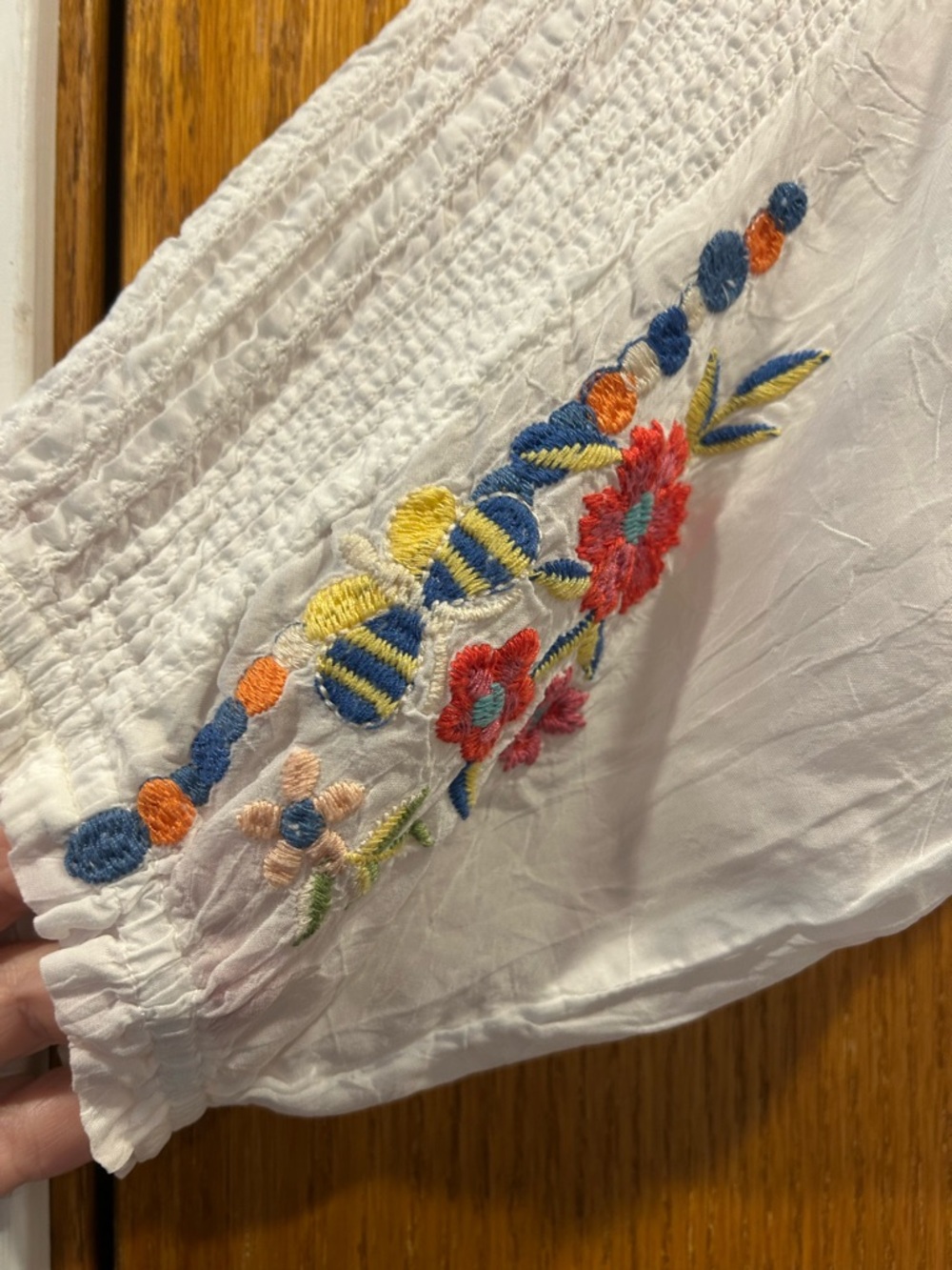 Johnny Was White Embroidered Boho Tunic with Multicolor Floral Detail - Picture 3 of 3